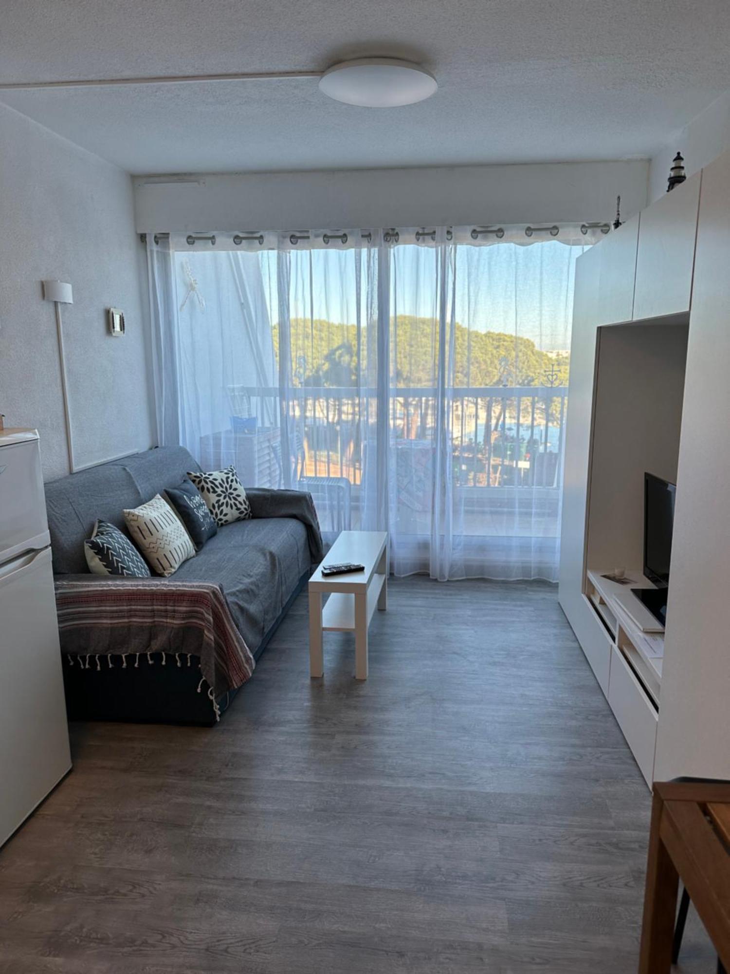 Studio vue port à 500m de la plage Le Grau-du-Roi Esterno foto